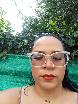 Snapshot of Cristel_Shop chatting on January 2, 2025, 7:18 pm Cristel Shop online show from January 2, 2025, 7:18 pm