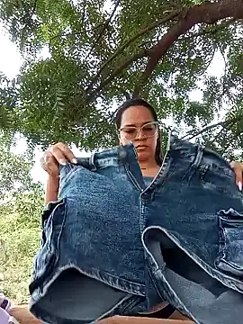 Snapshot of Cristel_Shop chatting on January 4, 2025, 2:14 pm Cristel Shop online show from January 4, 2025, 2:14 pm