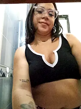 Snapshot of Cristel_Shop chatting on January 27, 2025, 8:28 pm Cristel Shop online show from January 27, 2025, 8:28 pm