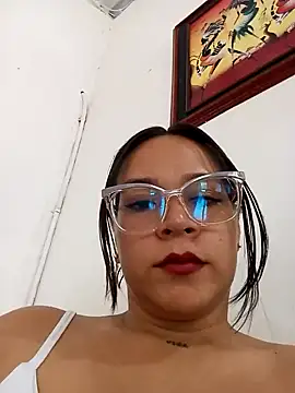 Snapshot of Cristel_Shop chatting on January 28, 2025, 6:49 pm Cristel Shop online show from January 28, 2025, 6:49 pm