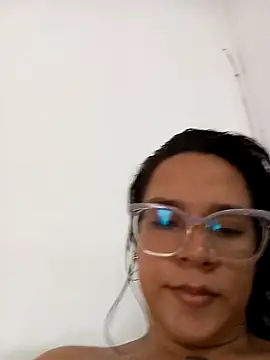 Snapshot of Cristel_Shop chatting on February 18, 2025, 8:14 pm Cristel Shop online show from February 18, 2025, 8:14 pm