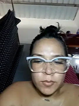 Snapshot of Cristel_Shop chatting on March 13, 2025, 6:23 pm Cristel Shop online show from March 13, 2025, 6:23 pm