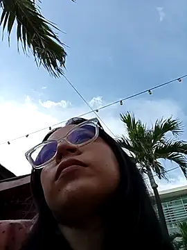 Snapshot of Cristel_Shop chatting on October 17, 2025, 8:44 pm Cristel Shop online show from October 17, 2025, 8:44 pm