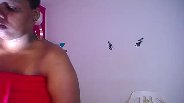 Snapshot of cock_whisperer69_ chatting on December 9, 2024, 2:06 pm cock whisperer69 online show from December 9, 2024, 2:06 pm