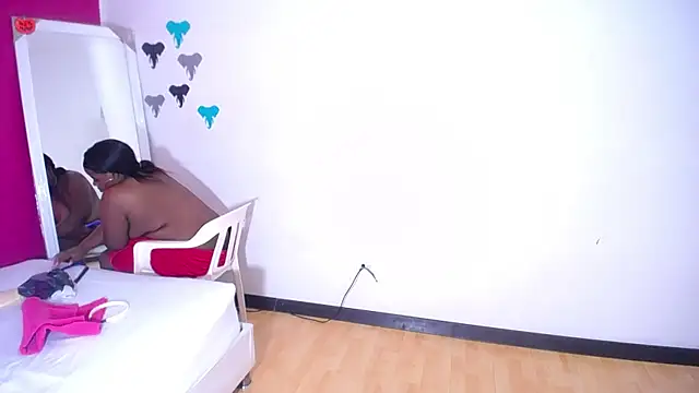 Snapshot of cock_whisperer69_ chatting on February 13, 2025, 1:48 pm cock whisperer69 online show from February 13, 2025, 1:48 pm