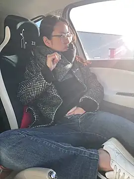 Snapshot of Asiantina@xh chatting on March 3, 2025, 8:05 am Asiantinaxh online show from March 3, 2025, 8:05 am