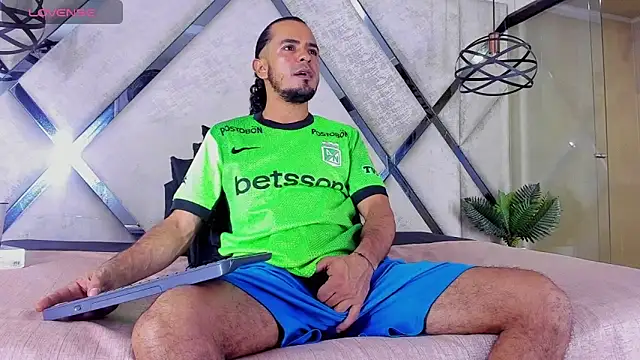 Snapshot of steffanxxll chatting on January 17, 2026, 4:17 am steffanxxll online show from January 17, 2026, 4:17 am