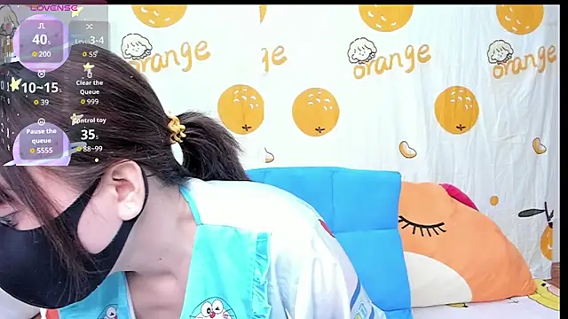 Snapshot of alonelove__ chatting on October 10, 2025, 2:21 am alonelove online show from October 10, 2025, 2:21 am