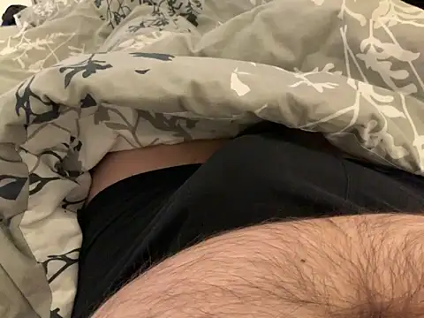 Benni81nrw online show from February 2, 2026, 4:27 pm