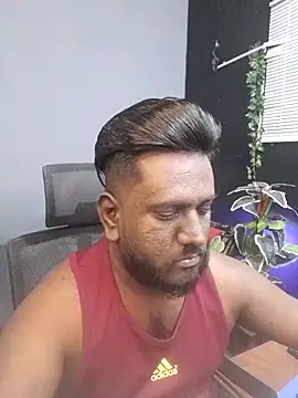 Rayansmith  online show from December 1, 2025, 10:04 pm