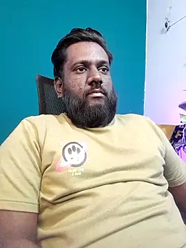 Rayansmith  online show from February 17, 2026, 11:44 pm