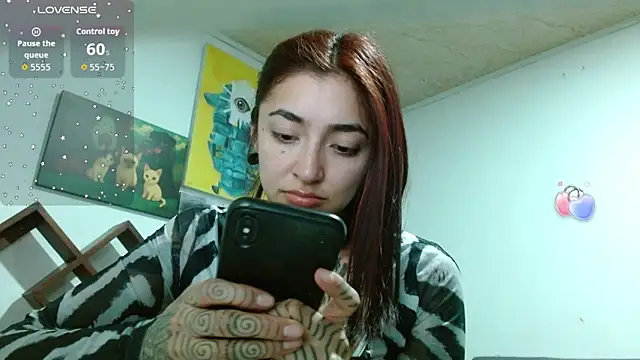 ZoeBakers  online show from March 29, 2026, 1:27 am