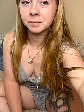 Snapshot of ccpremx chatting on November 17, 2025, 7:30 pm ccpremx online show from November 17, 2025, 7:30 pm