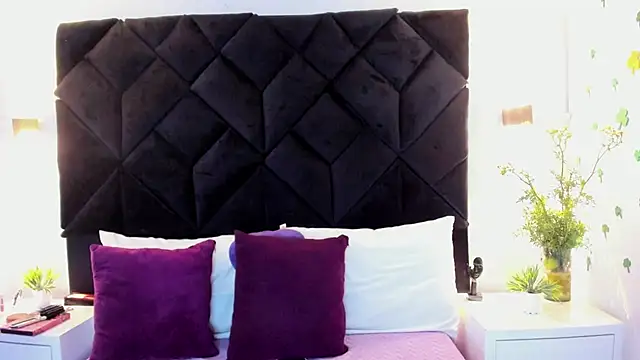 Snapshot of letiziia_sky1 chatting on March 31, 2026, 8:20 pm letiziia sky1 online show from March 31, 2026, 8:20 pm