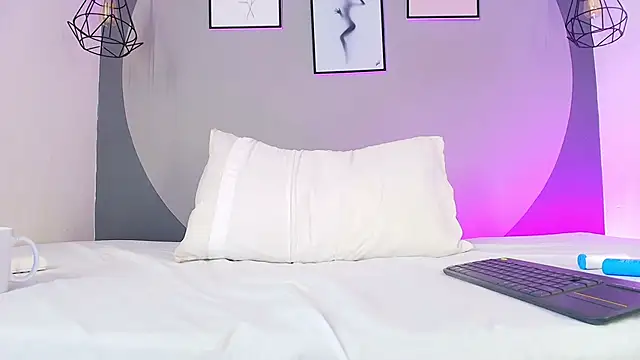 Snapshot of sarita_duque chatting on April 16, 2026, 1:34 pm sarita duque online show from April 16, 2026, 1:34 pm