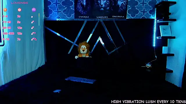 Snapshot of Zoe_olsen chatting on February 10, 2026, 9:19 pm Zoe olsen online show from February 10, 2026, 9:19 pm