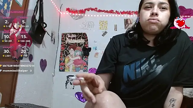 Saray extrovert  online show from October 18, 2025, 3:31 am