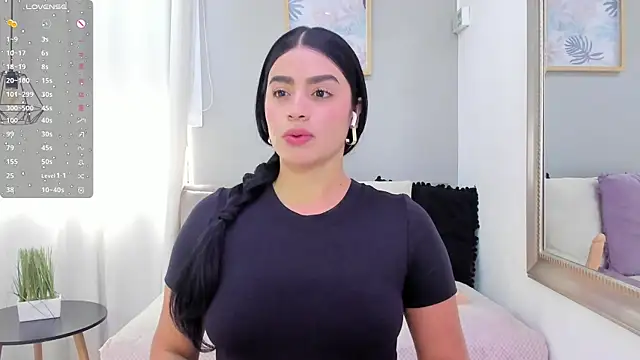 Paula Desousa online show from March 26, 2026, 4:34 pm