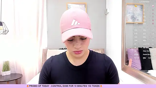 Snapshot of Paula_Desousa chatting on June 9, 2026, 7:36 pm Paula Desousa online show from June 9, 2026, 7:36 pm