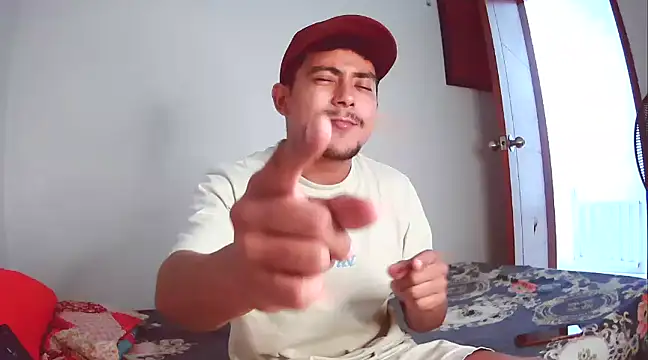 Snapshot of wailer_ chatting on January 17, 2025, 8:33 pm wailer online show from January 17, 2025, 8:33 pm