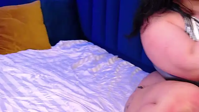 Snapshot of BeeaMayer chatting on March 19, 2025, 4:02 pm BeeaMayer online show from March 19, 2025, 4:02 pm