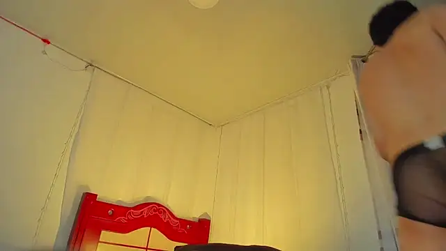 Snapshot of Lucaas_King chatting on September 27, 2025, 10:15 pm Lucaas King online show from September 27, 2025, 10:15 pm