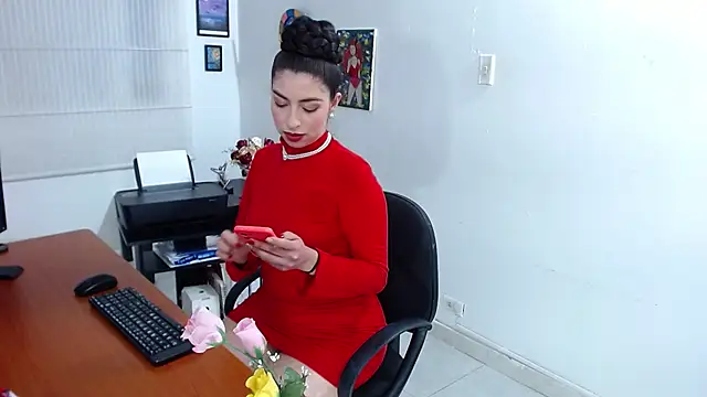 Snapshot of Saloogmilen chatting on December 4, 2024, 7:12 pm Saloogmilen online show from December 4, 2024, 7:12 pm