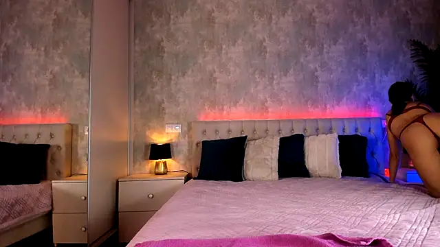 Rai Raisa online show from November 6, 2025, 1:56 pm