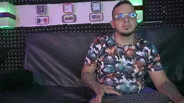 Dulce yors online show from January 3, 2025, 11:44 pm