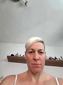 DarleenHot online show from January 6, 2026, 8:29 am