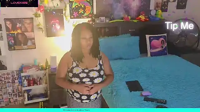 temptressbeauty24 online show from November 7, 2025, 3:50 am