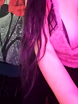 Snapshot of Zeina2024 chatting on November 14, 2025, 6:56 am Zeina2024 online show from November 14, 2025, 6:56 am