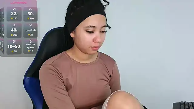 Snapshot of northly chatting on November 18, 2025, 1:04 pm northly online show from November 18, 2025, 1:04 pm