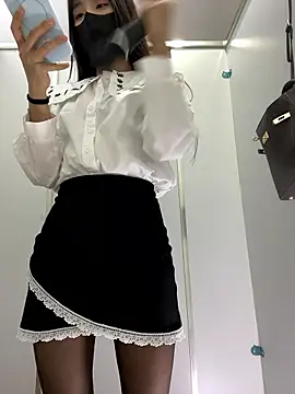 Snapshot of Asia-Lynn chatting on January 12, 2026, 10:53 am Asia-Lynn online show from January 12, 2026, 10:53 am