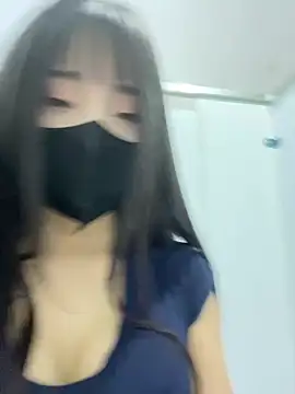 Snapshot of Asia-Lynn chatting on July 19, 2026, 10:19 am Asia-Lynn online show from July 19, 2026, 10:19 am