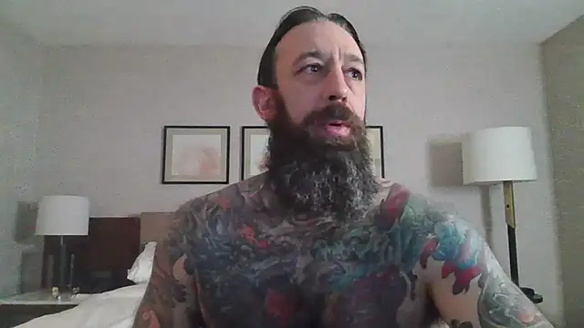 StevenRiseNYC online show from October 26, 2025, 1:28 pm