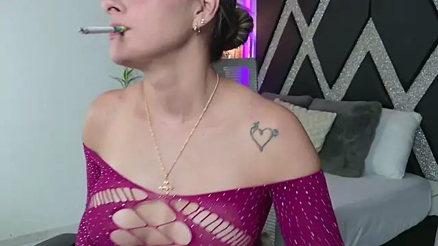 Snapshot of blonde_cat15 chatting on June 3, 2026, 3:09 am blonde cat15 online show from June 3, 2026, 3:09 am
