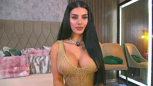 AmyBlair online show from November 22, 2025, 8:35 am