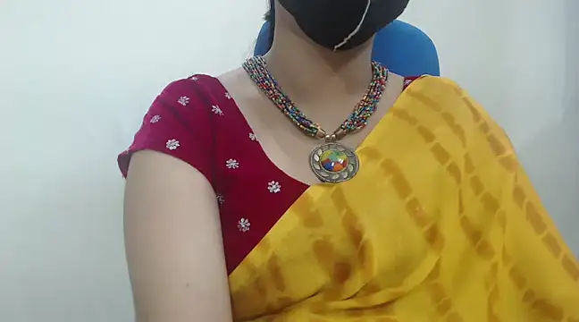 Snapshot of Lovely_Siri_23 chatting on February 12, 2025, 3:16 pm Lovely Siri 23 online show from February 12, 2025, 3:16 pm