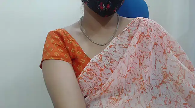 Snapshot of Lovely_Siri_23 chatting on March 7, 2025, 2:12 pm Lovely Siri 23 online show from March 7, 2025, 2:12 pm