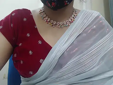 Lovely Siri 23 online show from December 13, 2025, 7:53 pm