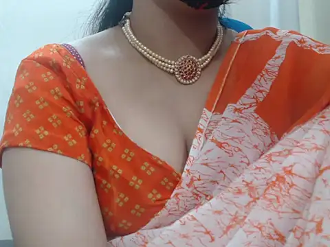 Lovely Siri 23 online show from December 15, 2025, 6:34 pm