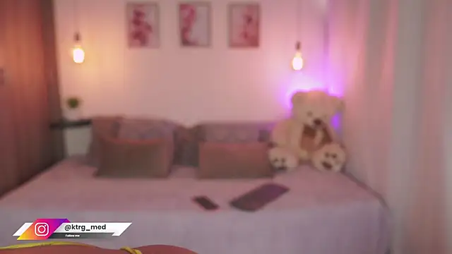 Snapshot of amelie_gonzalez chatting on September 22, 2025, 7:16 pm amelie gonzalez online show from September 22, 2025, 7:16 pm