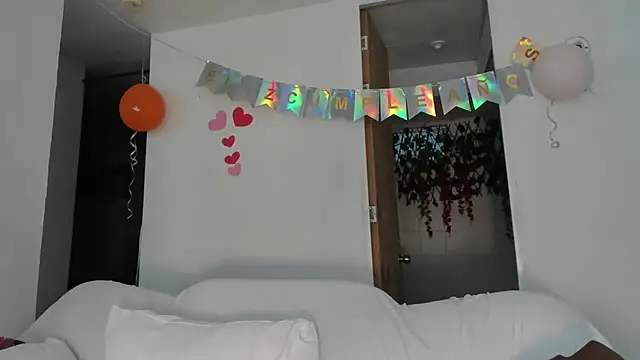 Snapshot of hanarousse chatting on January 23, 2025, 11:58 am hanarousse online show from January 23, 2025, 11:58 am