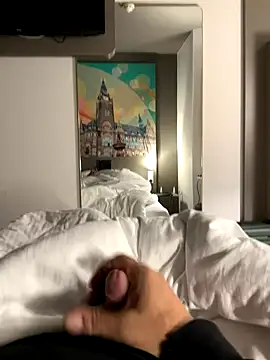 Snapshot of neugrg chatting on October 6, 2025, 10:07 pm neugrg online show from October 6, 2025, 10:07 pm