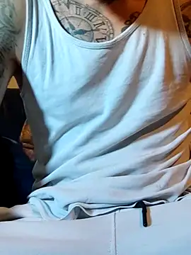 PIercingBoy38 online show from October 16, 2025, 11:33 am