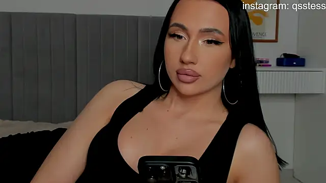 Snapshot of qsstess chatting on January 7, 2025, 11:05 am qsstess online show from January 7, 2025, 11:05 am