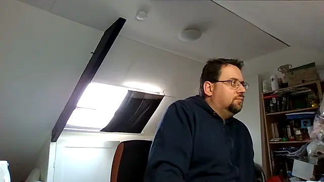 rdewaard81 online show from October 31, 2025, 10:27 am