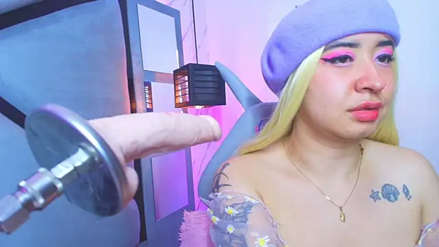 Snapshot of sayumi_dirty chatting on February 19, 2026, 7:43 pm sayumi dirty online show from February 19, 2026, 7:43 pm