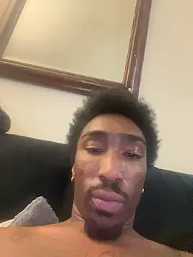 LawrenceBanques online show from February 11, 2025, 5:07 pm